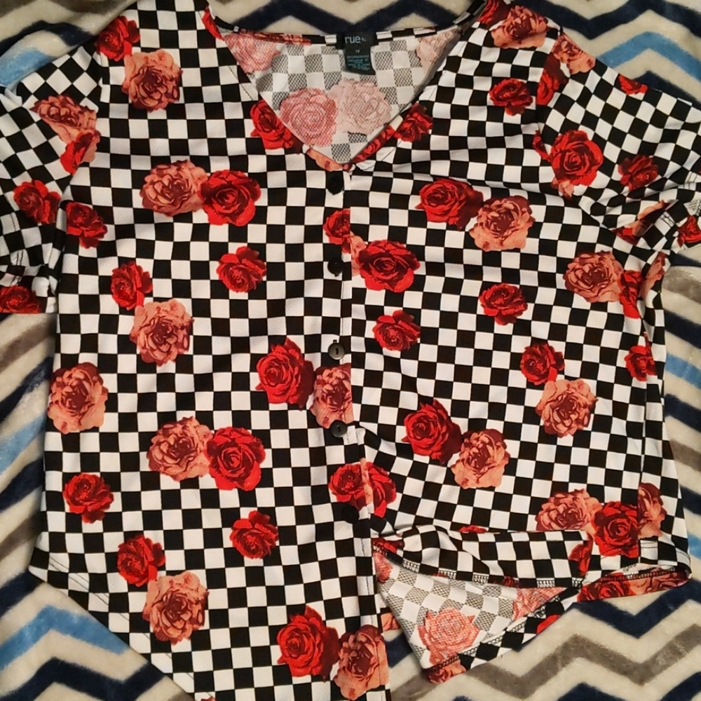 Flower Top - Picture 1 of 3